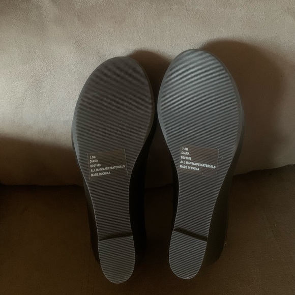 NIB, Bongo, Brown, Wedge slip-on, 7.5M - Picture 7 of 8